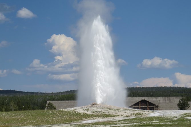 Yellowstone National Park - Full-Day Lower Loop Tour from West Yellowstone - How the Day Flows Inside the Park (Without Feeling Rushed)