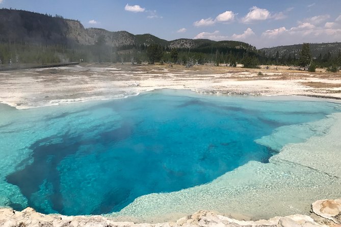 Yellowstone National Park Group Tour - Key highlights worth marking on your mental map