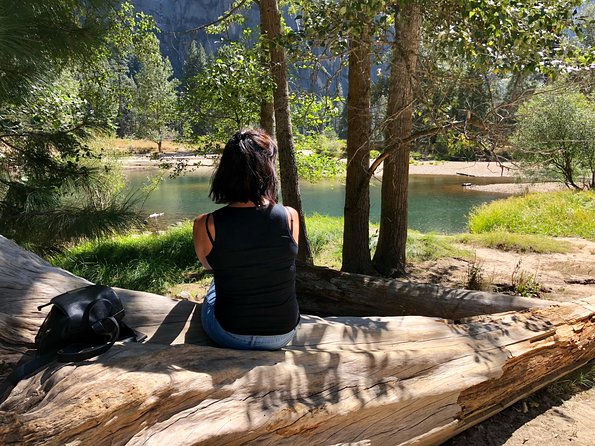 Yosemite National Park - One Way Trip - Tunnel View: the postcard angle with a timed window