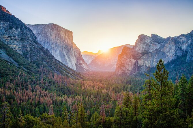 Yosemite National Park Self-Guided Audio Tour - Yosemite Village and the Ahwahnee: history and a place to reset