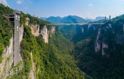 Zhangjiajie National Park: 2-Day Guided Tour w/ Glass Bridge - Day 2: Golden Whip Stream, then Zhangjiajie Grand Canyon Glass Bridge